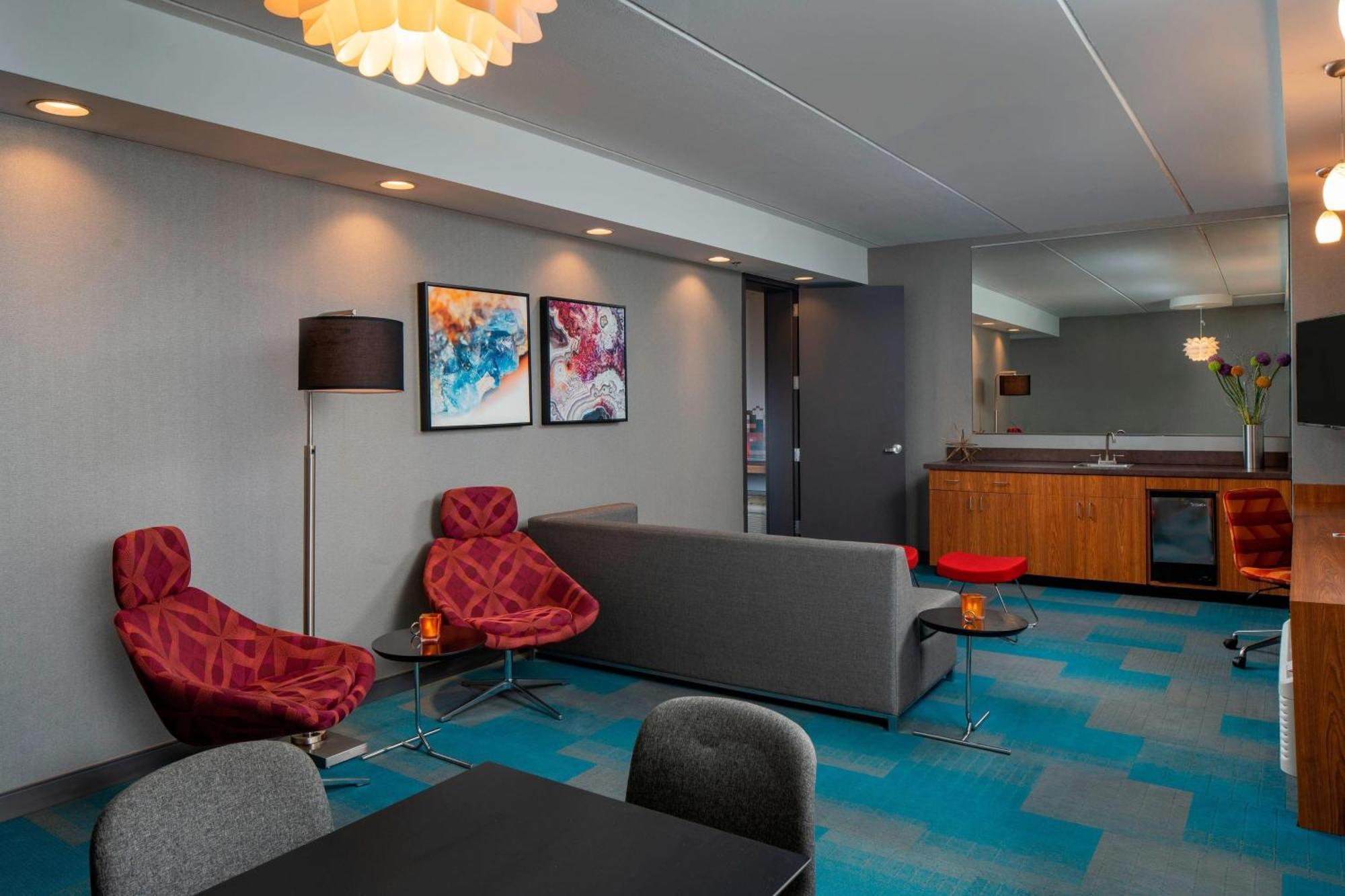 Aloft Hotel Rogers Bentonville Exterior foto